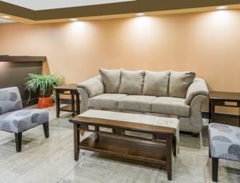 Baymont By Wyndham Batavia - Darien Lake Beltér fotó